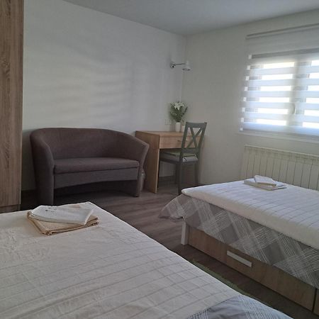 Apartman Luma Gospić Exteriör bild
